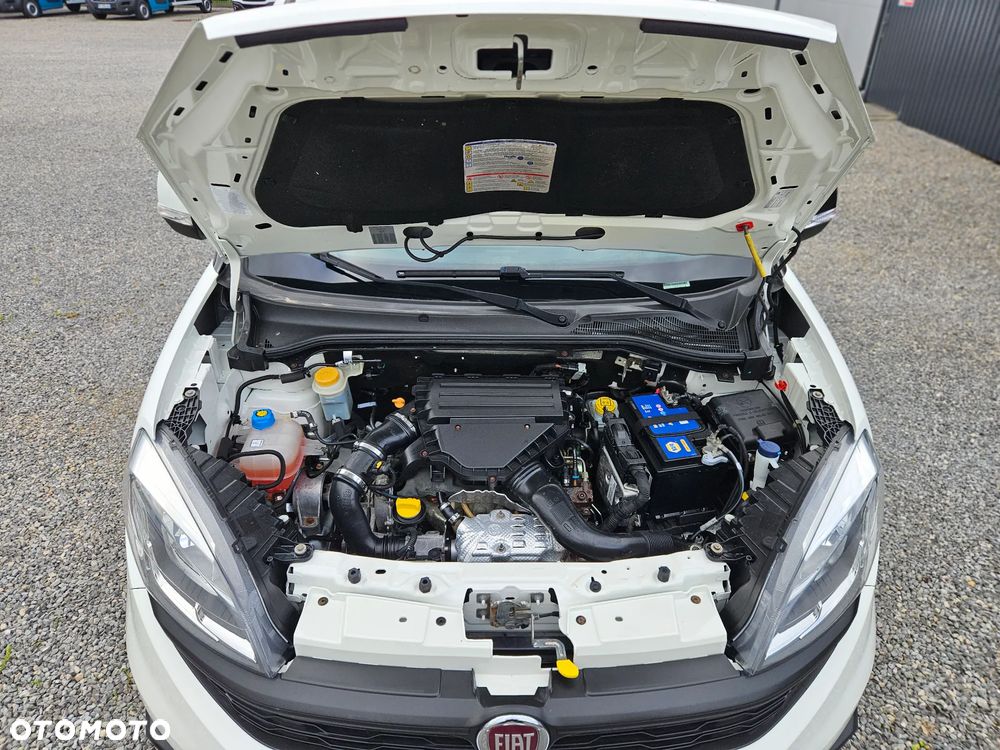 Fiat Doblo 1.3 MJ 95KM / Furgon / Klima / 3-osobowy / - 23