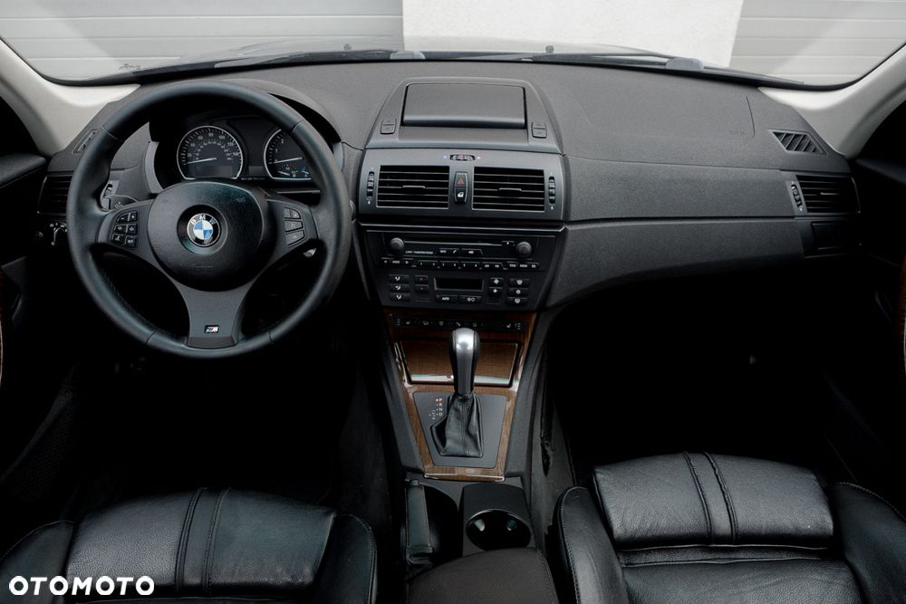 BMW X3 3.0i - 34