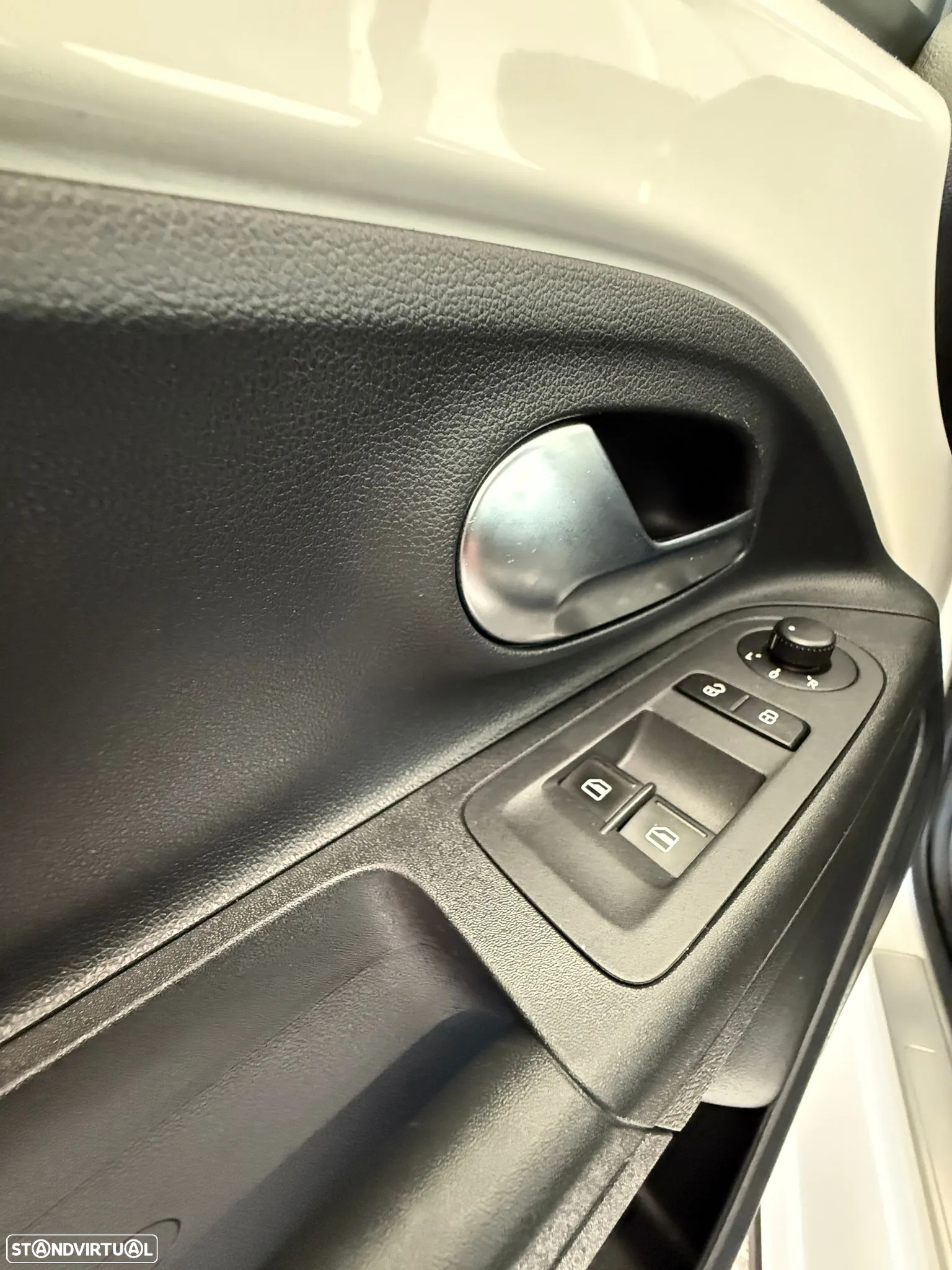 VW Cross Up! 1.0 BMT - 15