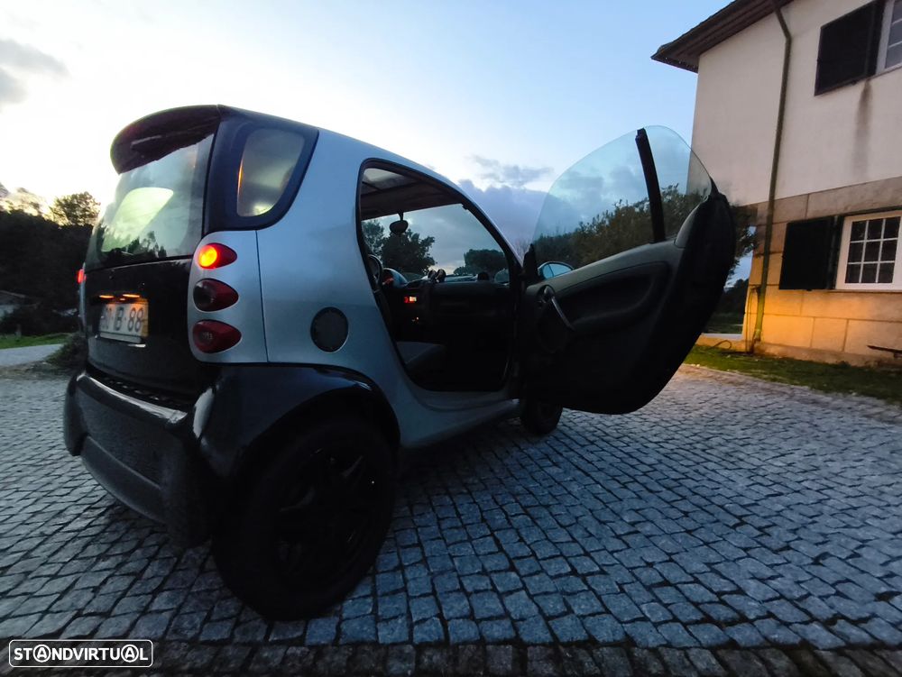 Smart ForTwo Coupé softtouch passion cdi - 8