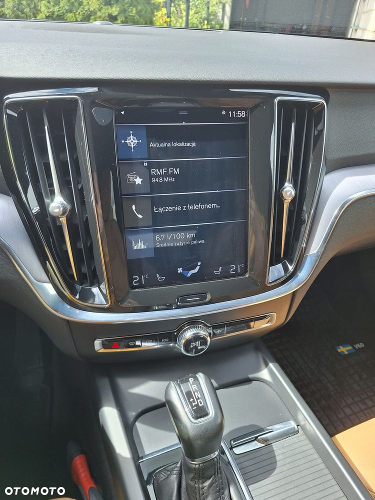Volvo V60 D4 Momentum Pro - 7