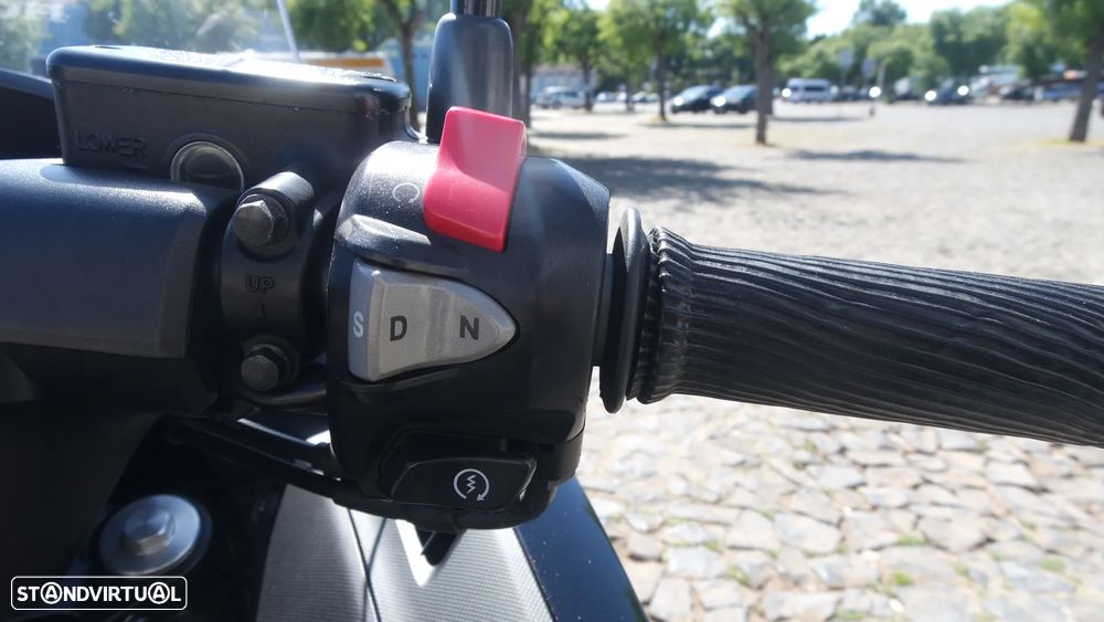 Honda Integra NC700D  DCT - 19