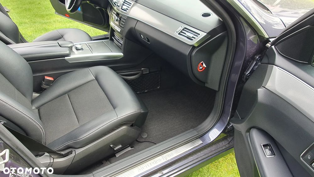Mercedes-Benz Klasa E 220 BlueTEC 9G-TRONIC - 11