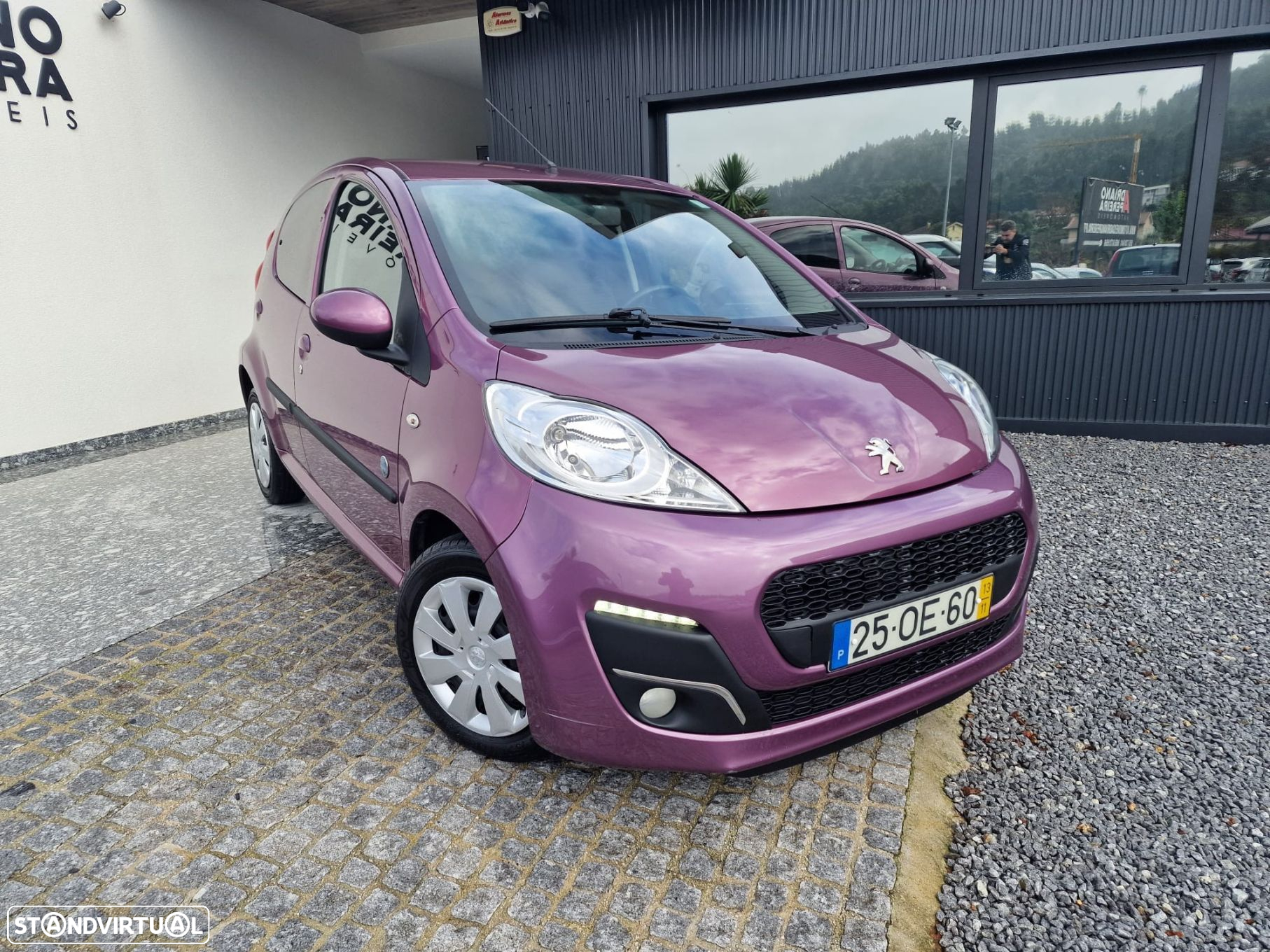 Peugeot 107 1.0 SE Envy 2-Tronic - 4