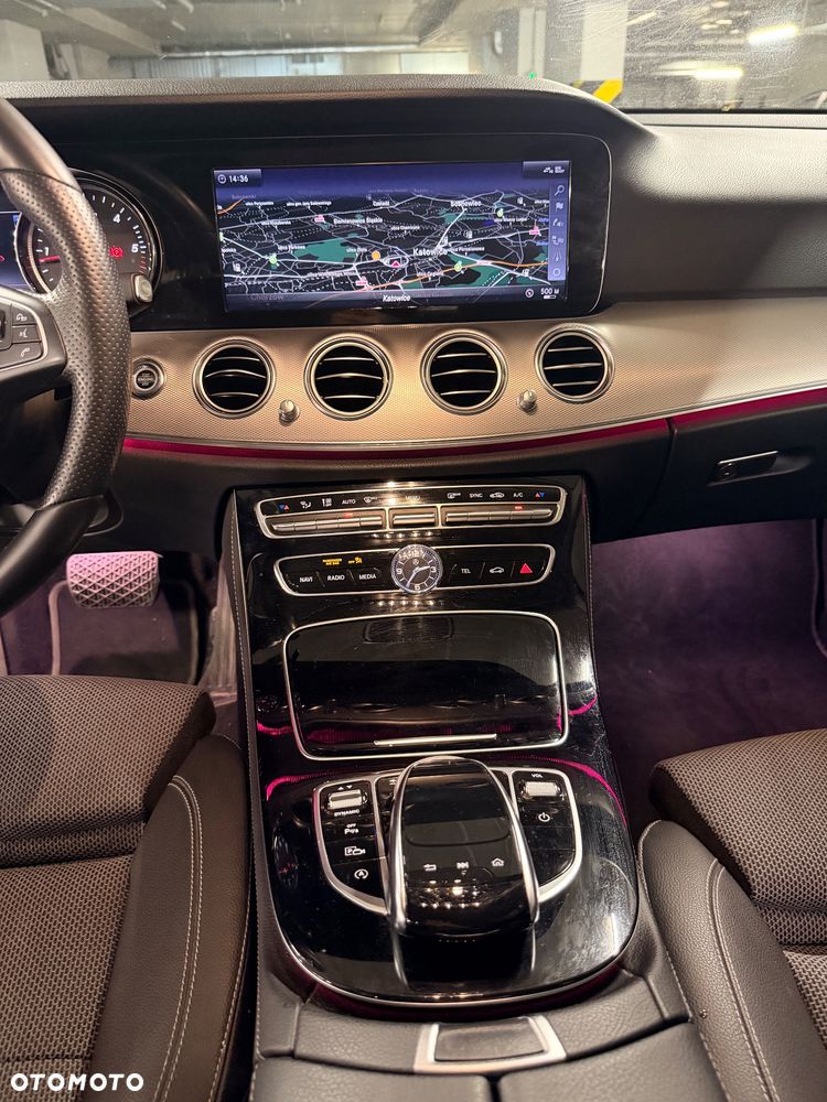Mercedes-Benz Klasa E - 12