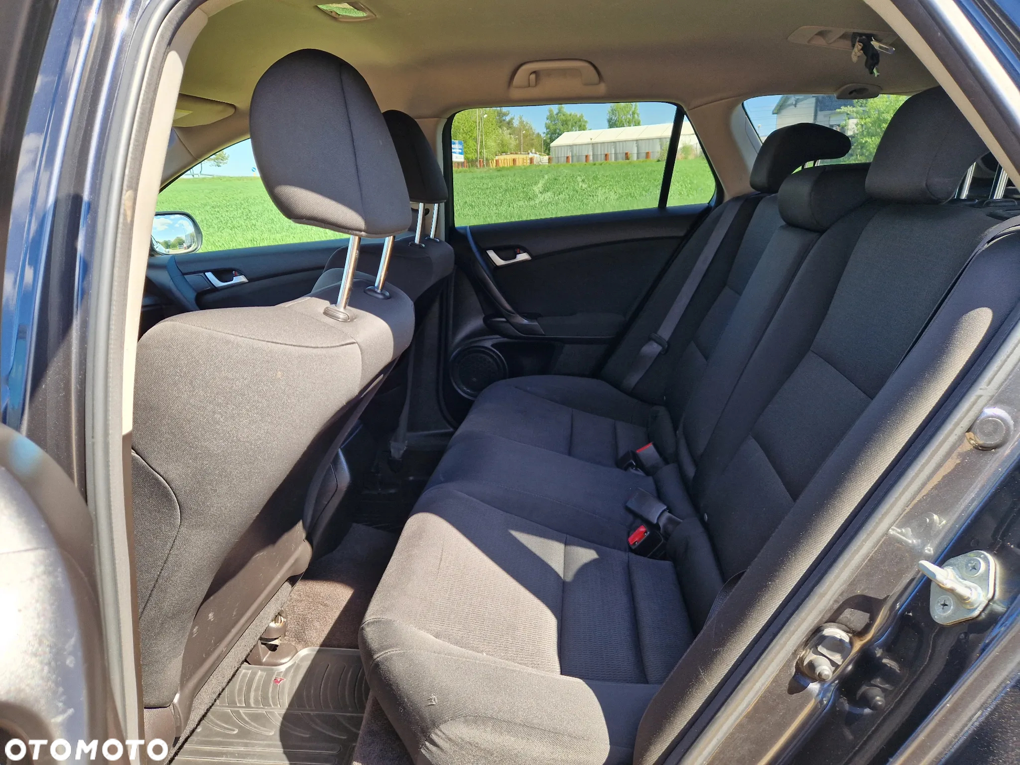 Honda Accord 2.0 Comfort - 12