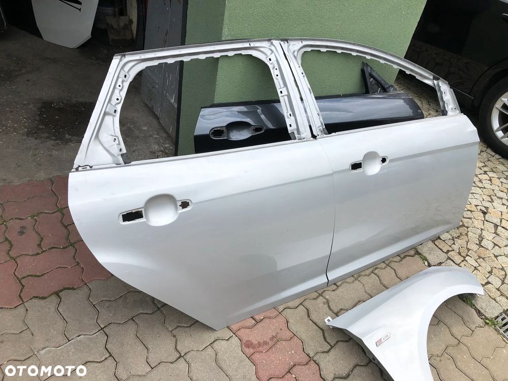FORD FOCUS MK3 DRZWI BLOTNIK PRZEDNIE PRAWE TYLNIE TYL - 6