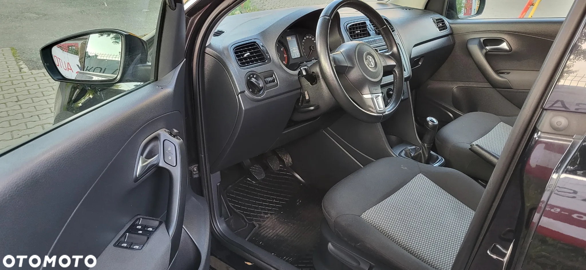 Volkswagen Polo 1.2 TSI Black/Silver Edition - 7