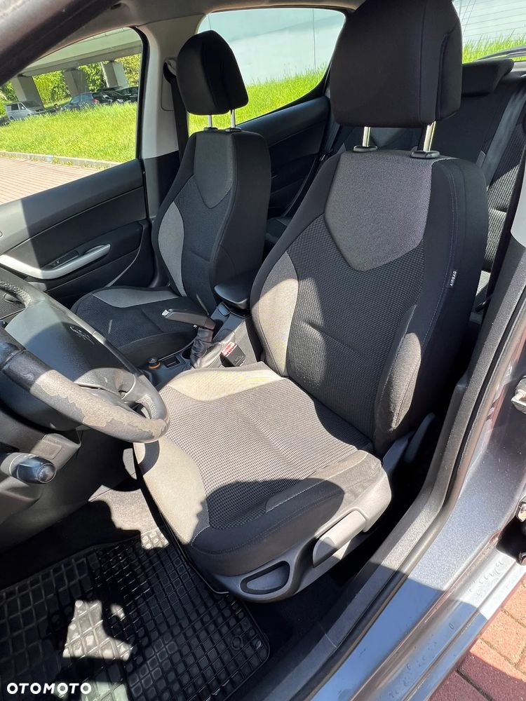 Peugeot 308 1.6 HDi Presence - 19