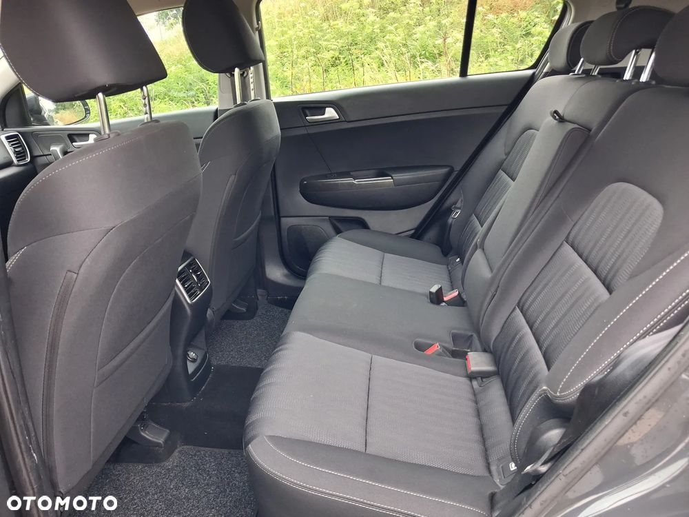 Kia Sportage 1.6 GDI 2WD Attract - 16