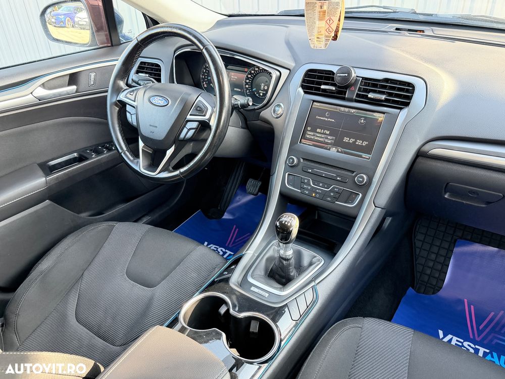 Ford Mondeo 2.0 TDCI ECOnetic Start-Stopp Titanium - 6