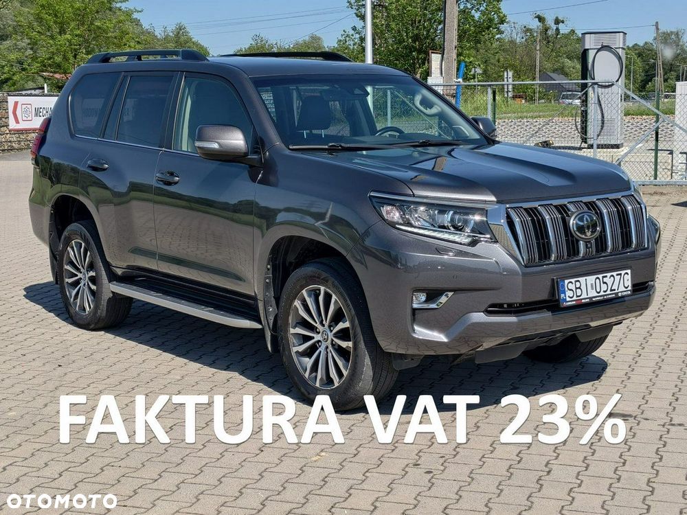 Toyota Land Cruiser - 1