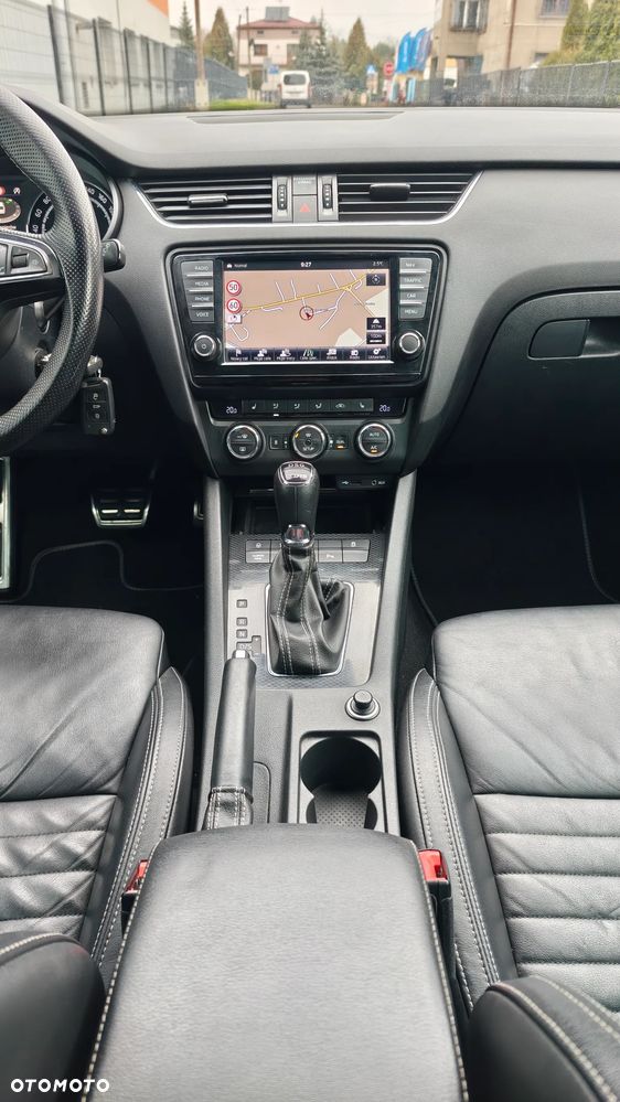 Skoda Octavia 2.0 TDI (Green tec) DSG RS - 33