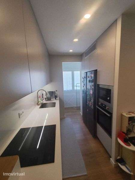Apartamento t3 à venda na Rua Cidade de Bolama, 381 - Grande imagem: 4/12