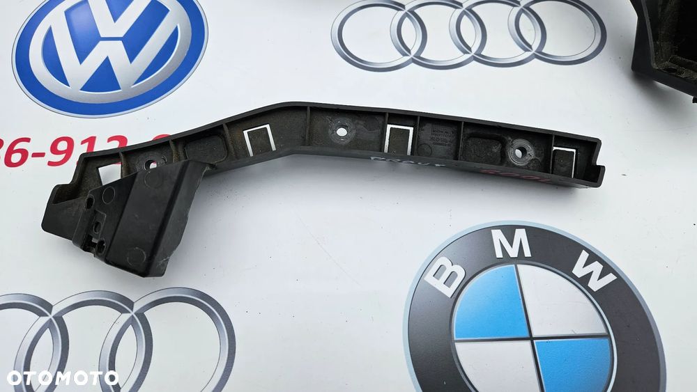 Fiat 500L Komplet ślizgów zderzaka tylnego na prawą stronę Ślizgi tył prawy Ślizg Mocowanie 51886091 51891338 - 3