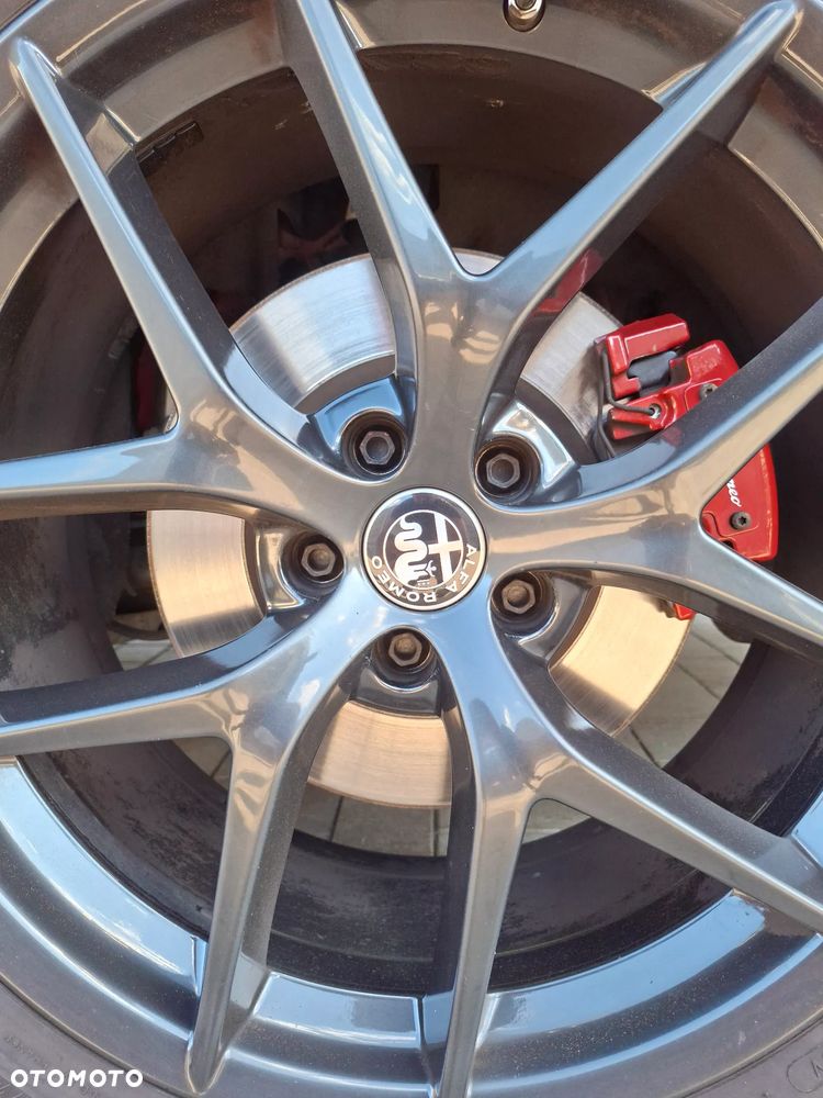 Alfa Romeo Stelvio 2.0 Turbo Veloce Q4 - 31