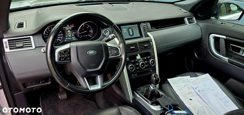 Land Rover Discovery Sport - 28