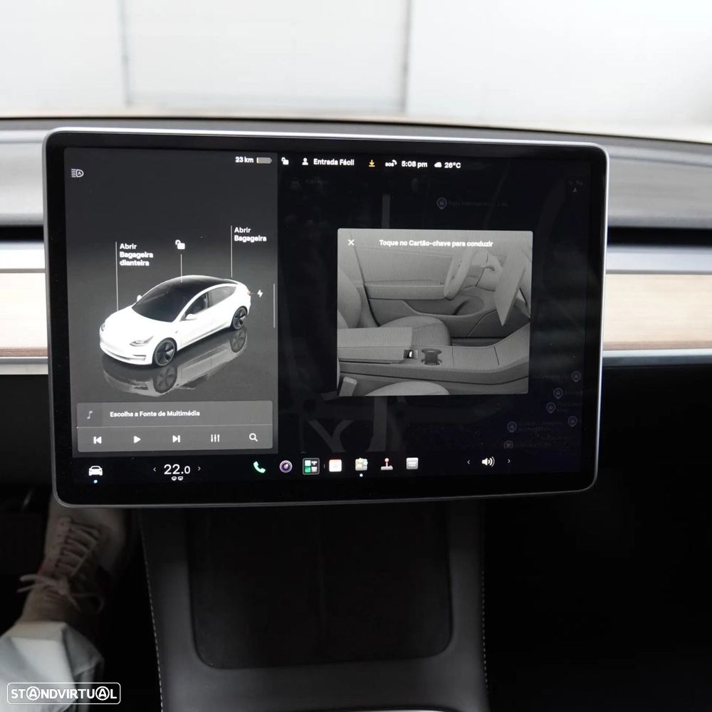 Tesla Model 3 Long Range RWD - 32
