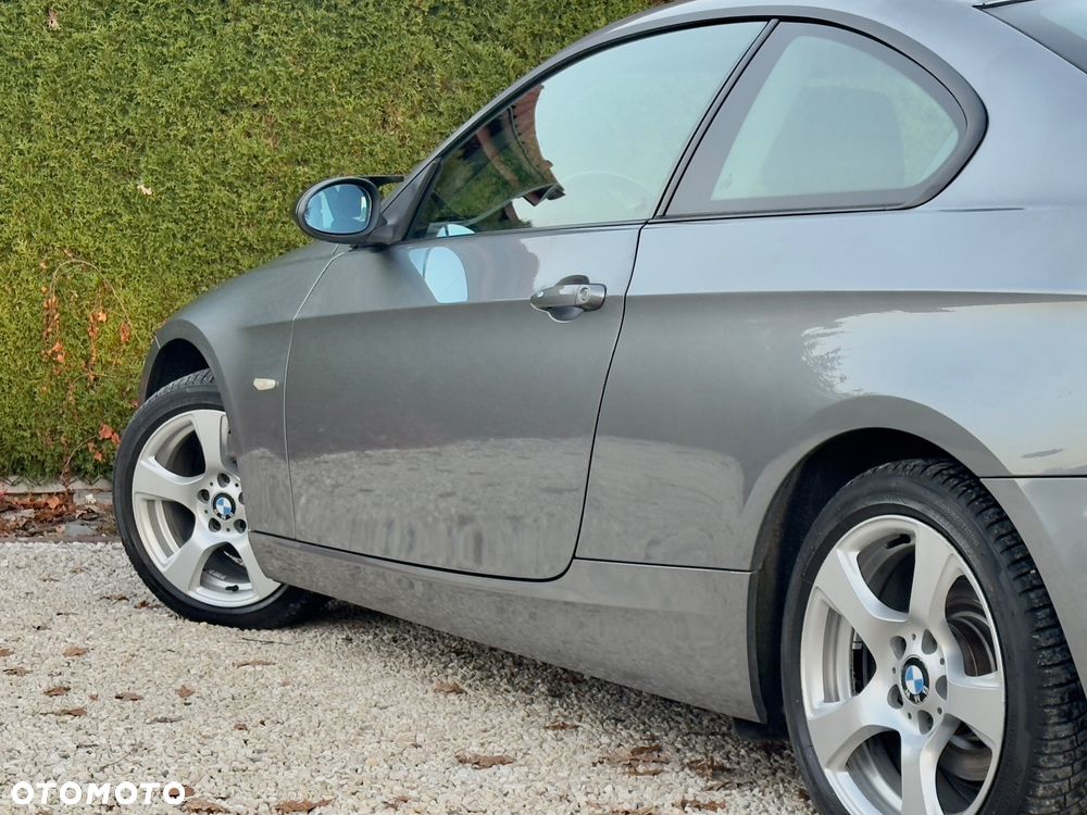 BMW Seria 3 320d DPF - 27