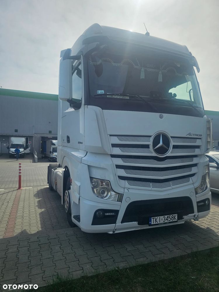Mercedes-Benz Actros - 2