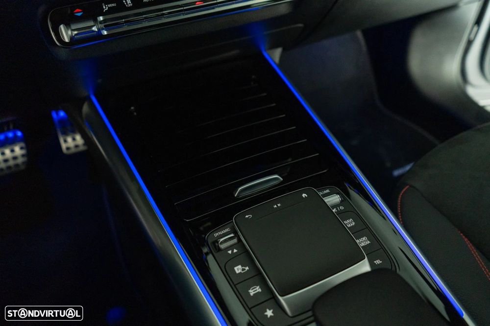 Mercedes-Benz EQA 350 4Matic AMG Line - 15