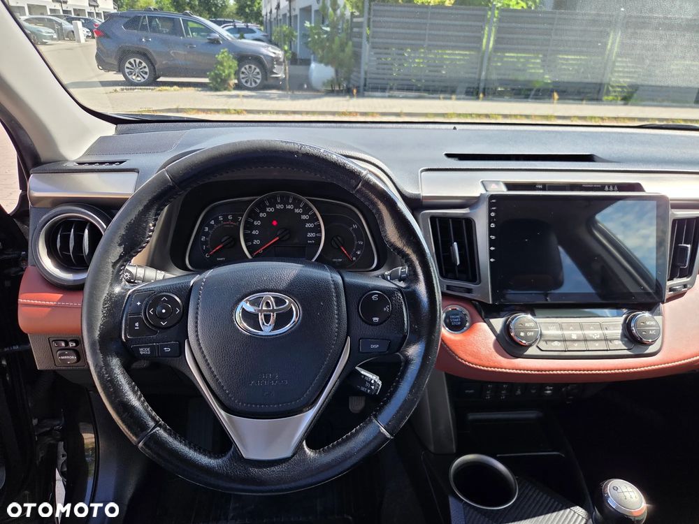 Toyota RAV4 2.0 D-4D Premium - 12