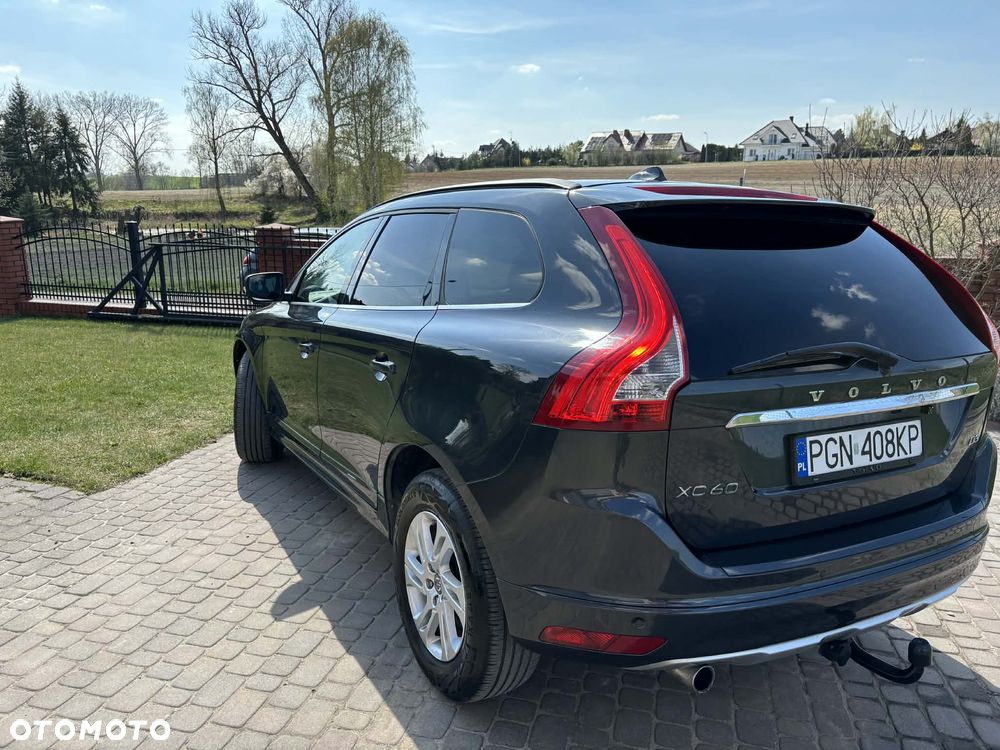 Volvo XC 60 D3 Momentum - 6