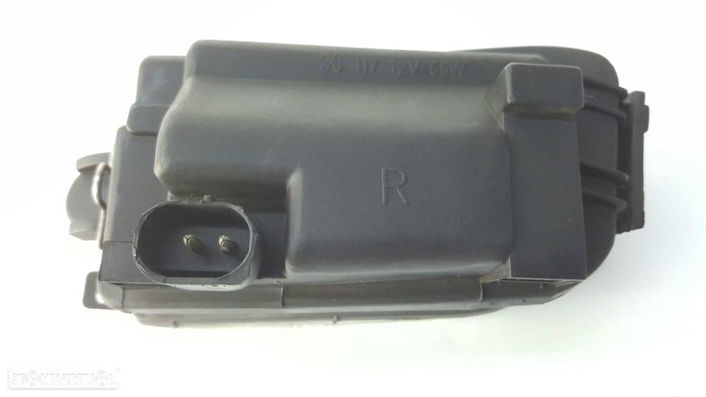 FAROL DE NEVOEIRO DIREITO BMW SERIE 5 BERLINA (E39) 525TDS - 2