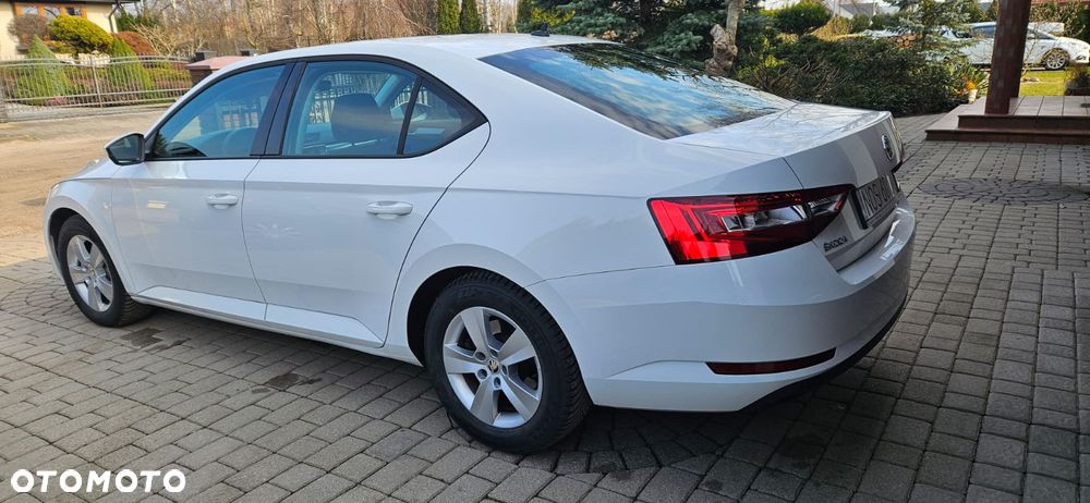 Skoda Superb 1.4 TSI ACTive - 5