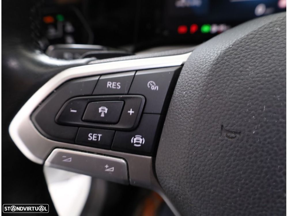 VW Golf Variant 2.0 TDi Life DSG - 34