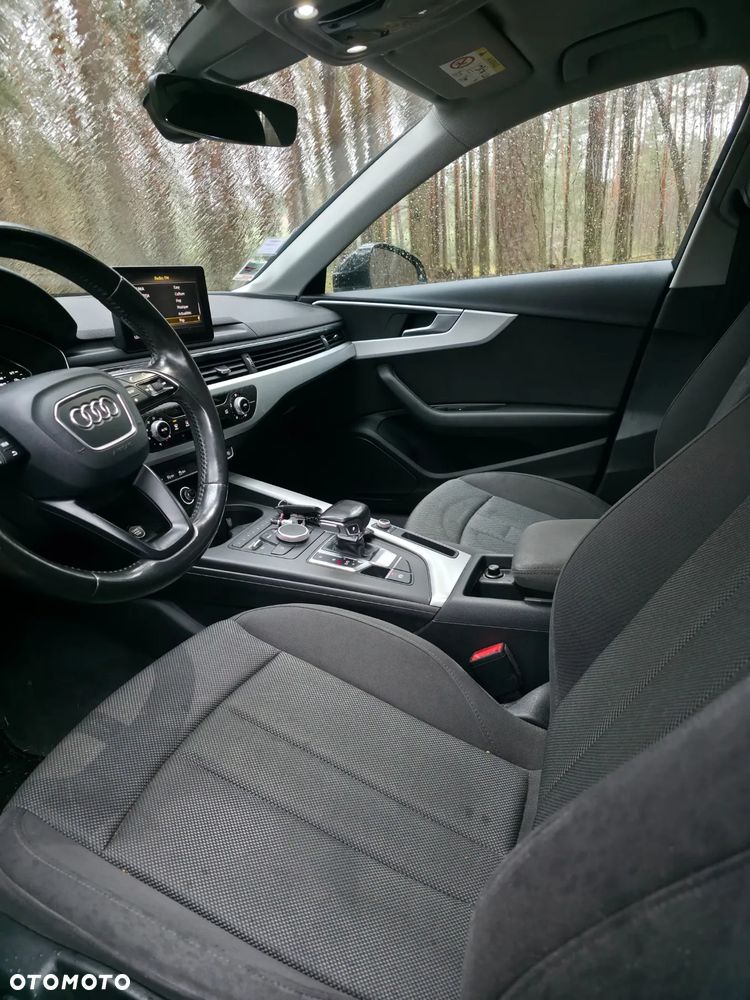 Audi A4 Limousine 2.0 TDI Sport S tronic - 34