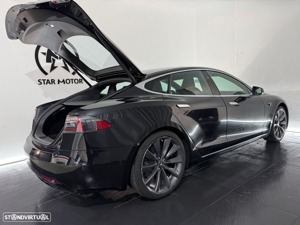 Tesla Model S 100D - 23