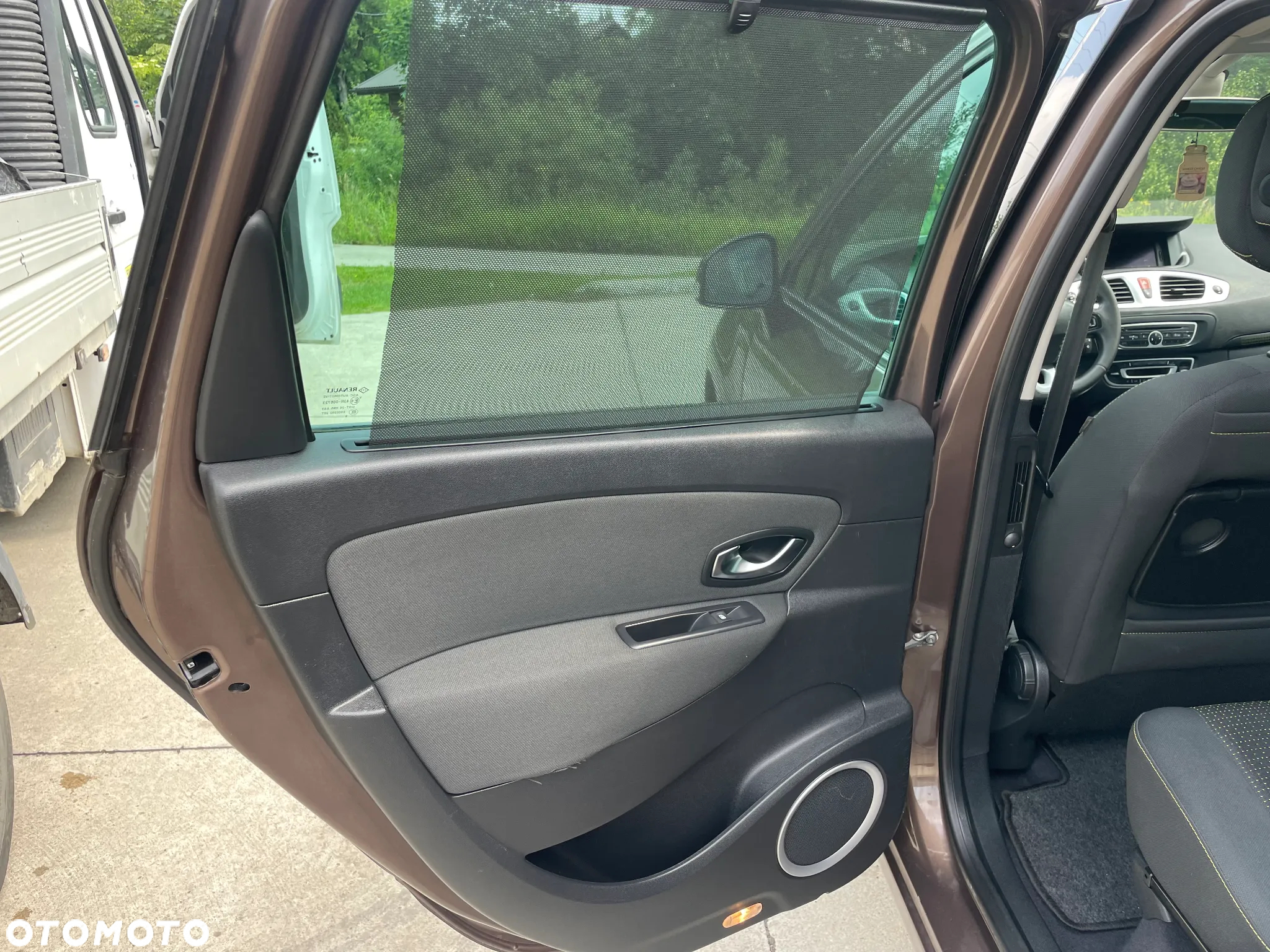 Renault Scenic 1.9 dCi Emotion Plus - 13