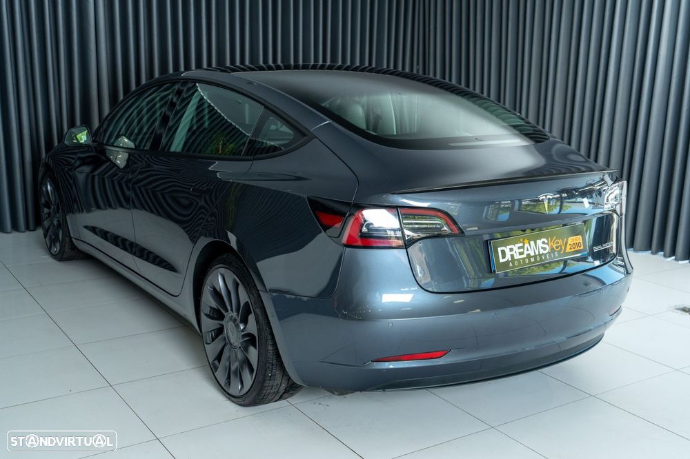 Tesla Model 3 Performance Dual Motor AWD - 19