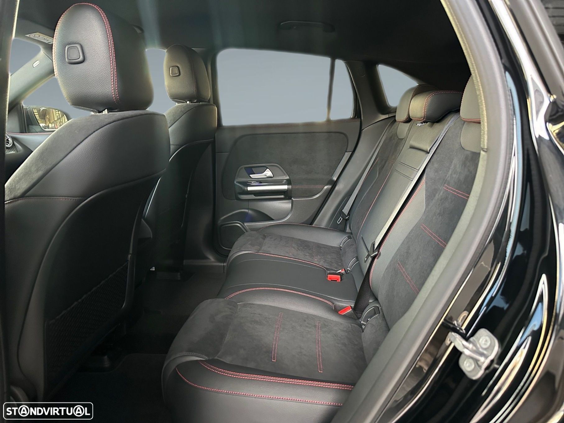 Mercedes-Benz EQA 250 AMG Line - 13