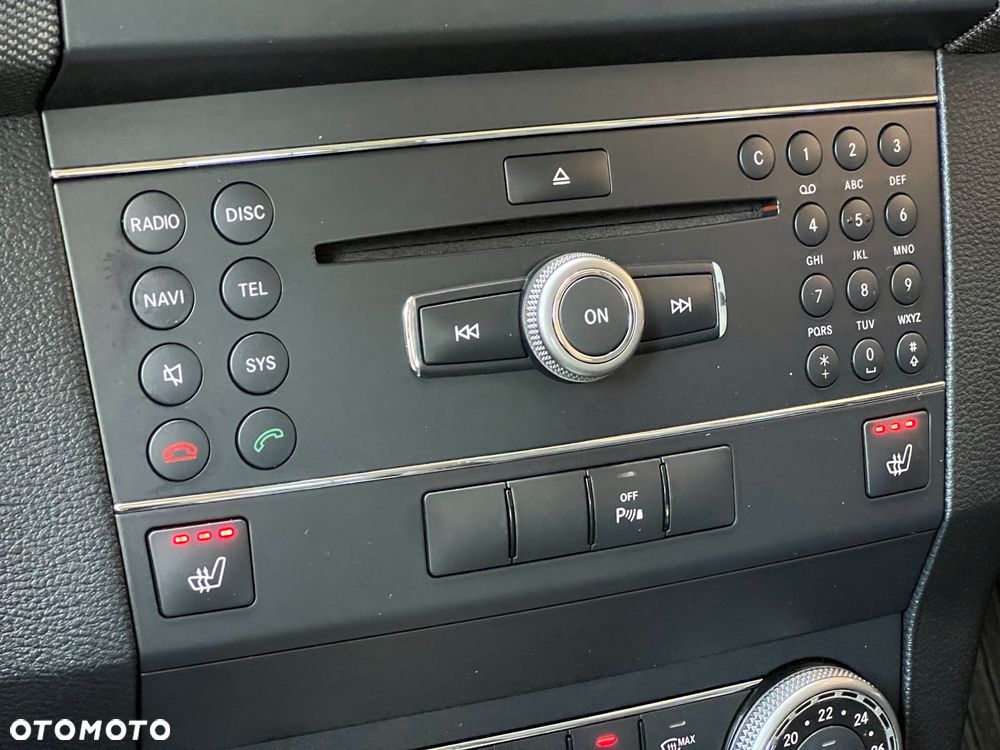 Mercedes-Benz GLK 280 4-Matic - 23