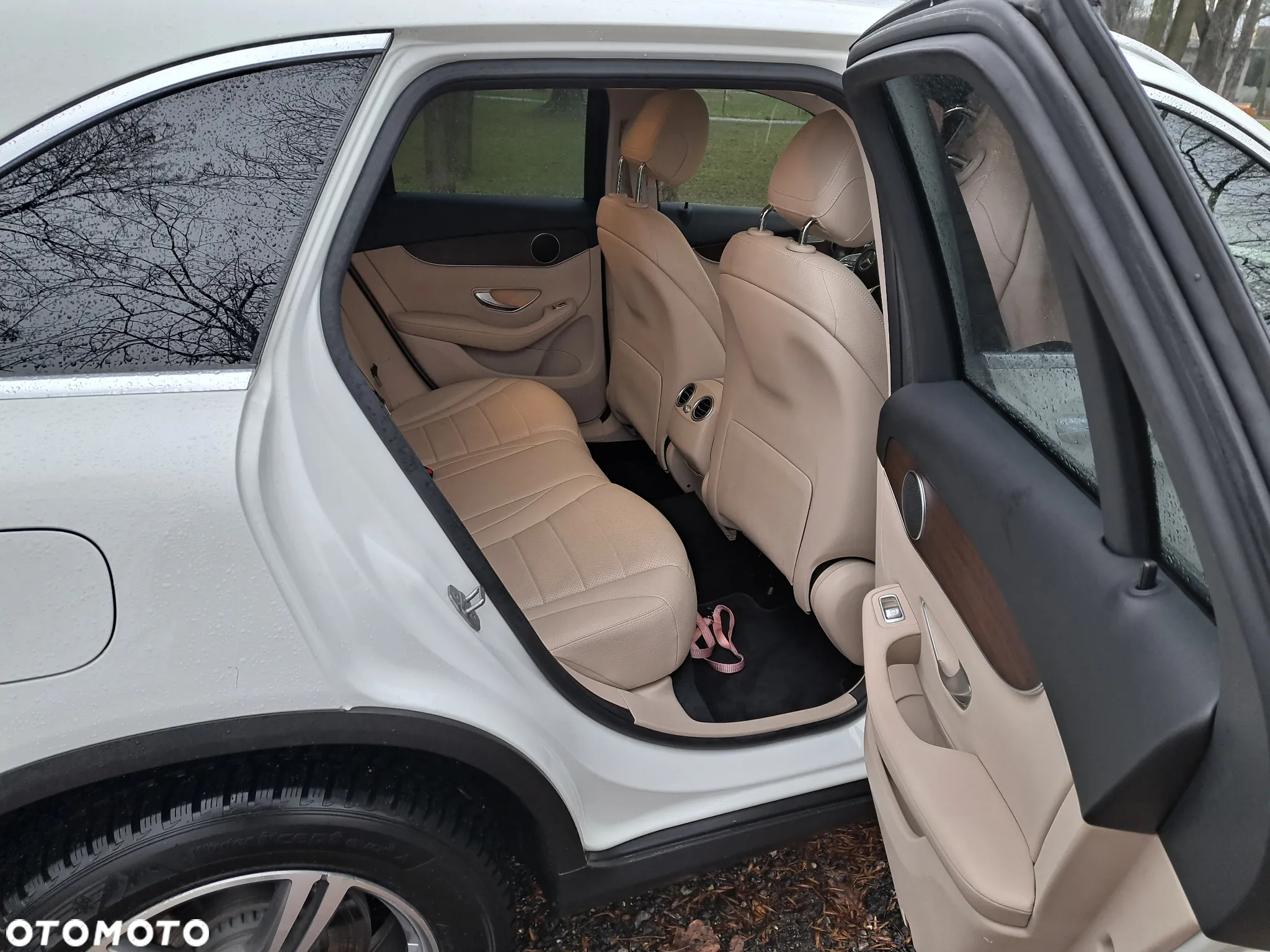 Mercedes-Benz GLC 300 4Matic 9G-TRONIC Exclusive - 30