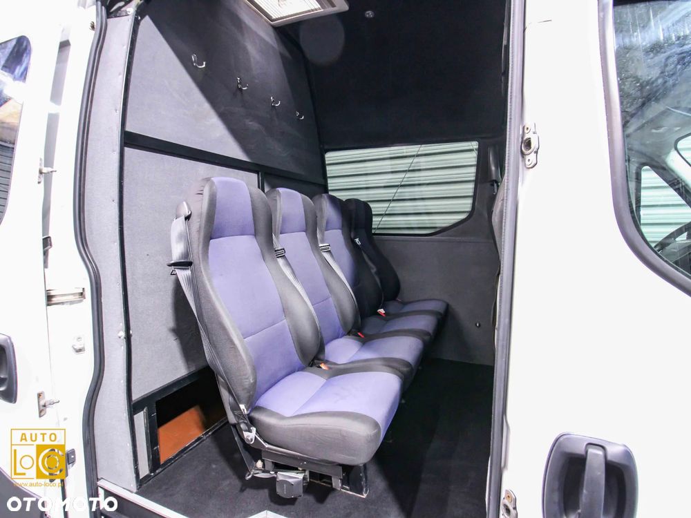 Iveco DAILY 35S15 BRYGADÓWKA 7 OSÓB - 10