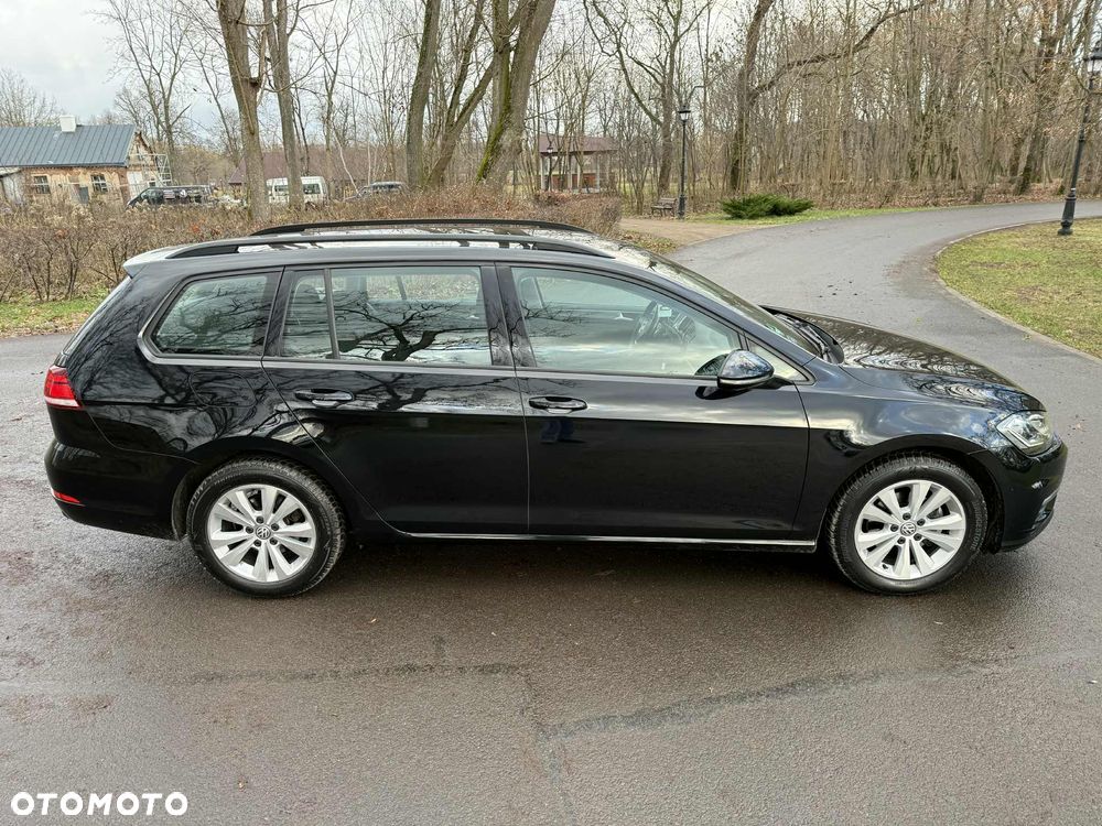 Volkswagen Golf 1.6 TDI BMT Comfortline - 26