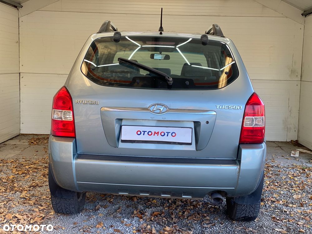 Hyundai Tucson 2.0 Comfort 2WD - 5