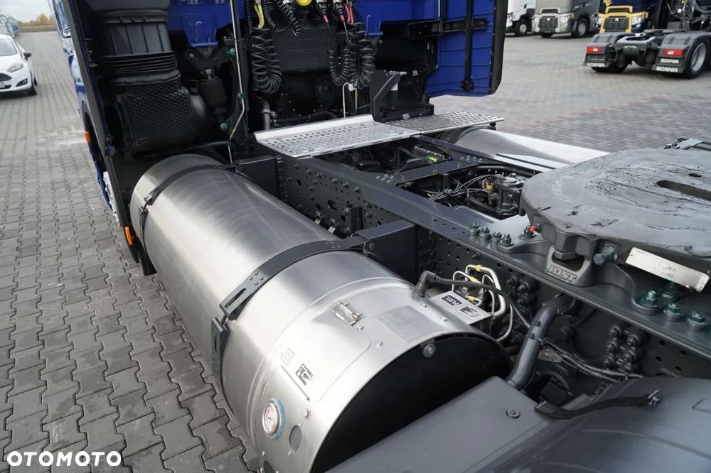 Iveco S-WAY / 460 / RETARDER /  LNG / - 13