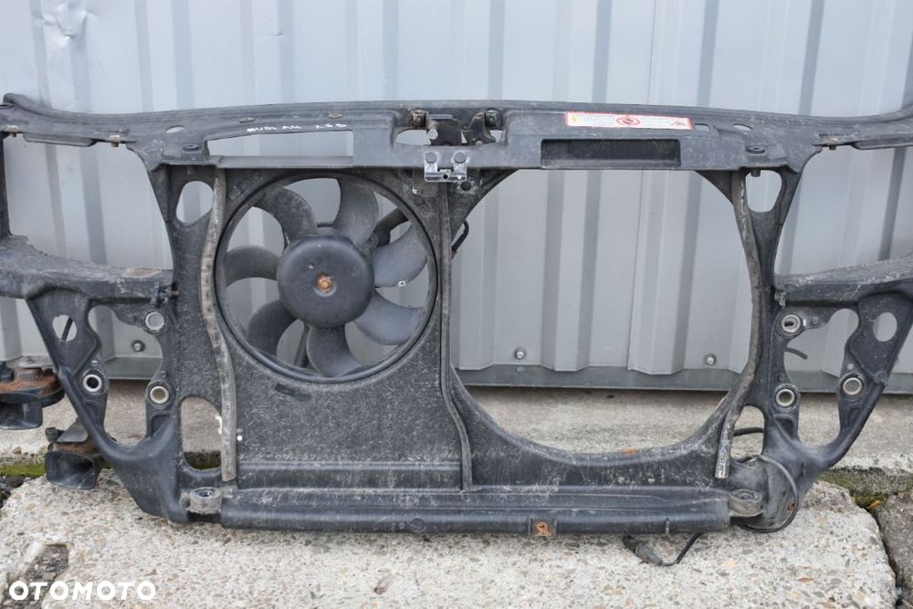 PAS PRZEDNI AUDI A4 B5 1.6B - 3