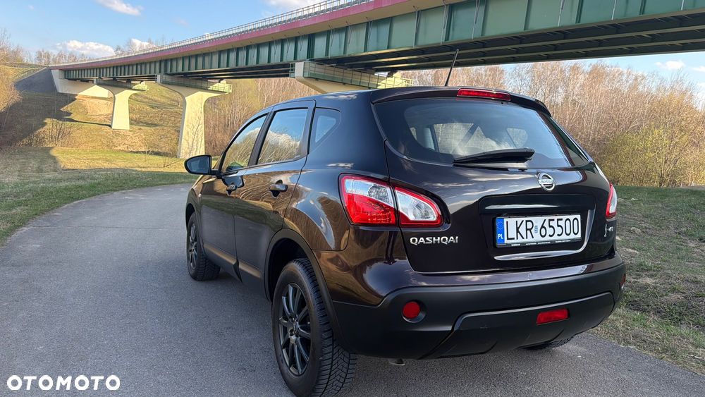 Nissan Qashqai 1.6 dCi DPF tekna - 33