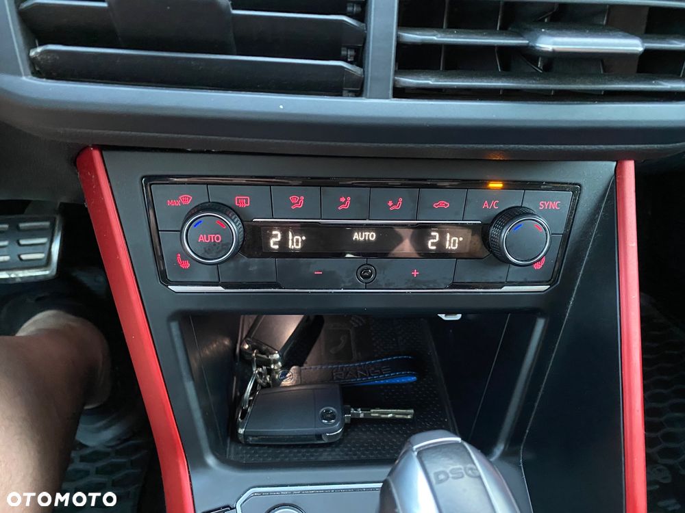 Volkswagen Polo 2.0 TSI GTI - 21