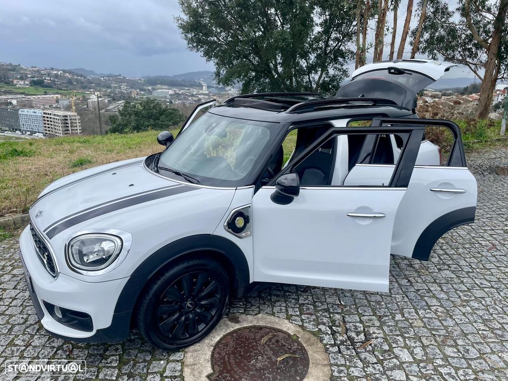 MINI Countryman Cooper SE ALL4 Auto - 28