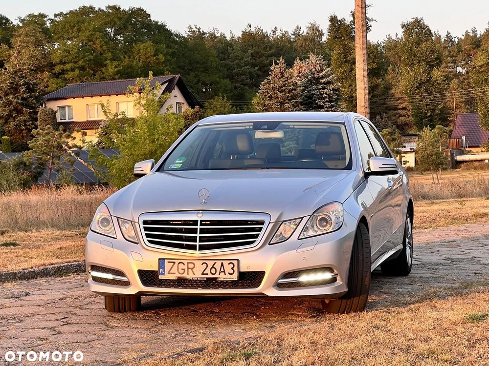 Mercedes-Benz Klasa E - 2