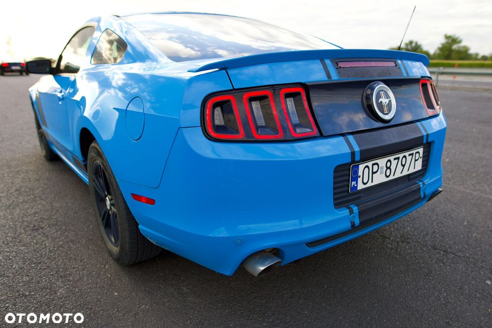 Ford Mustang 3.7 V6 - 6
