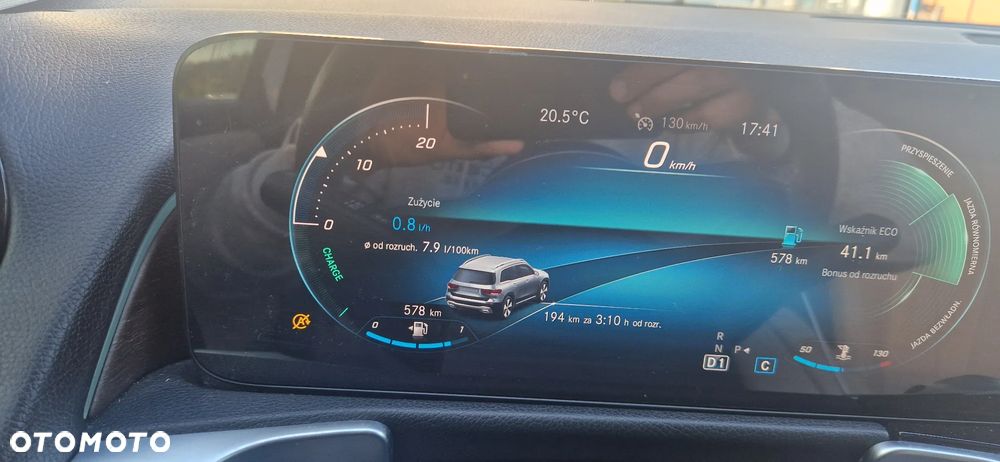Mercedes-Benz GLB 250 8G-DCT Style - 17