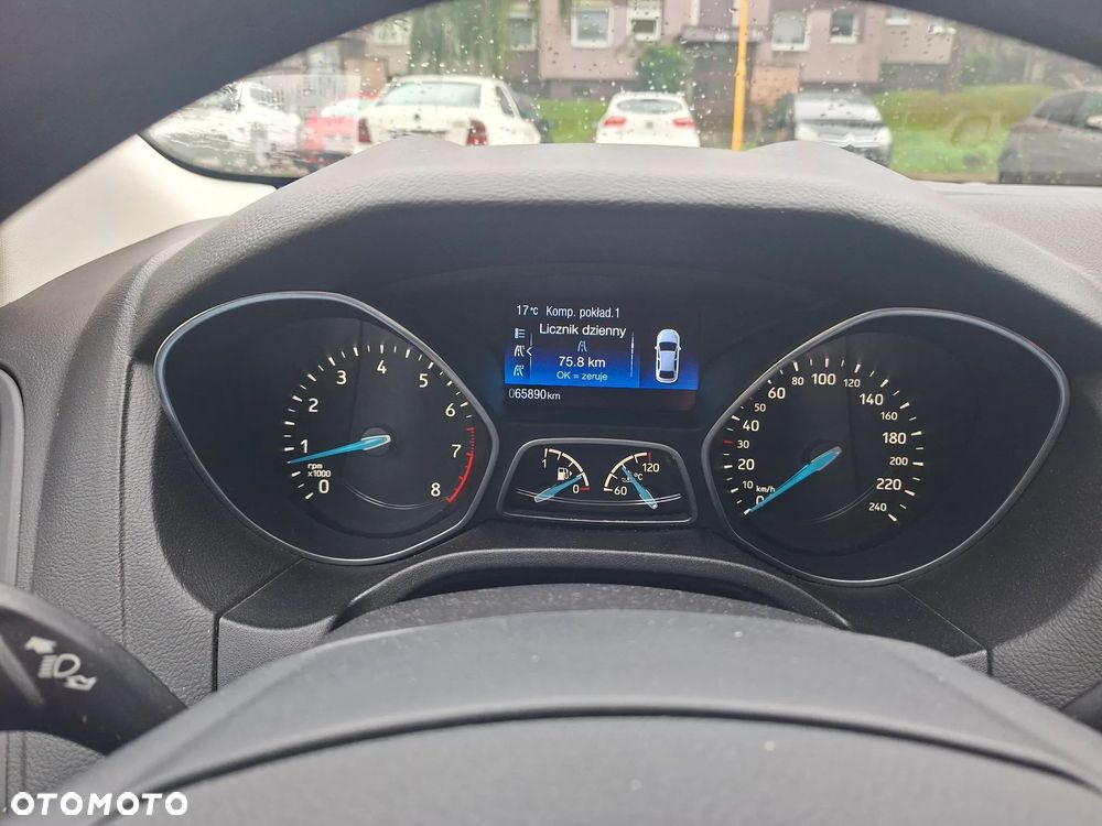 Ford Focus 1.0 EcoBoost Titanium ASS - 8