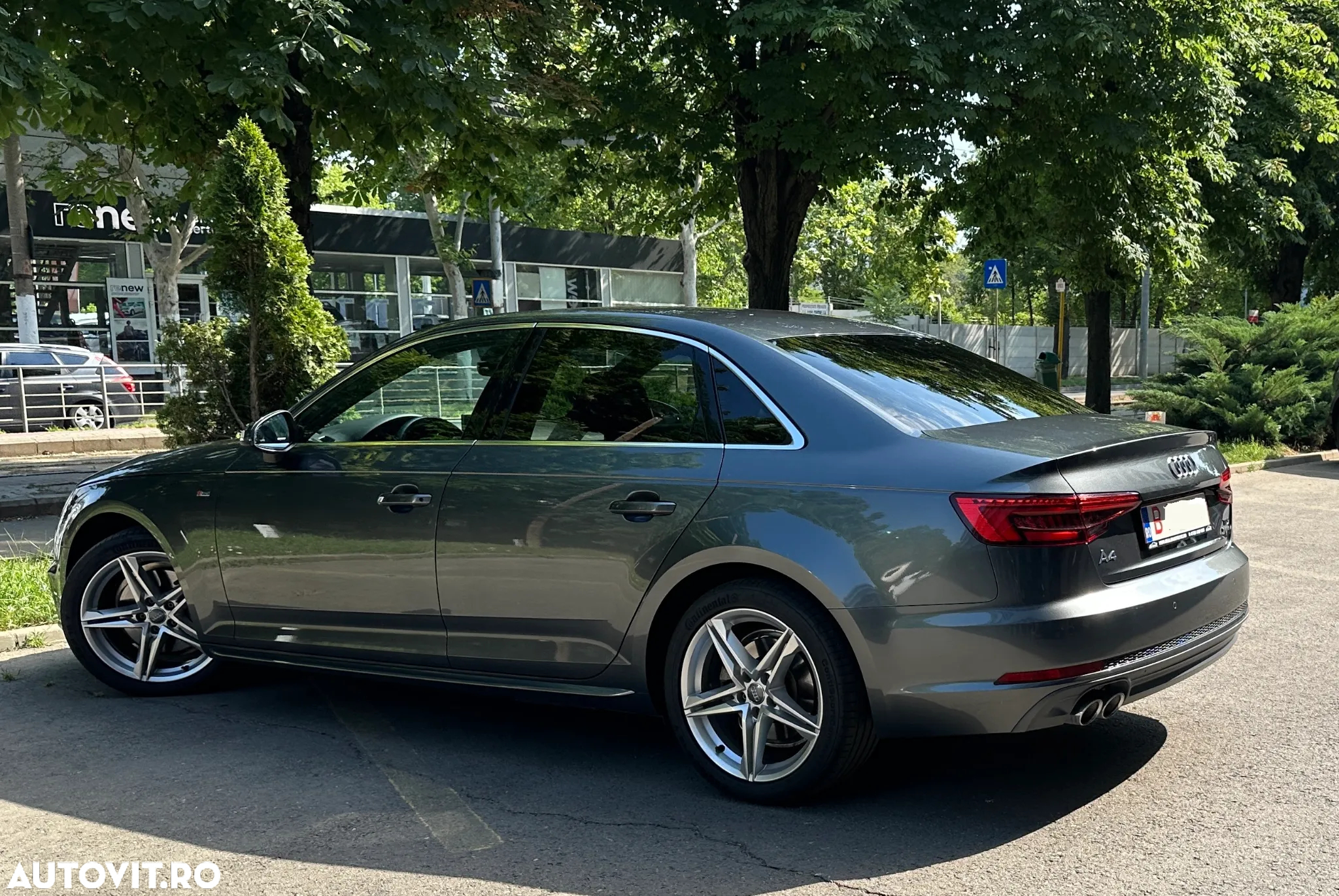 Audi A4 Avant 2.0 40 TDI quattro S tronic S Line - 5